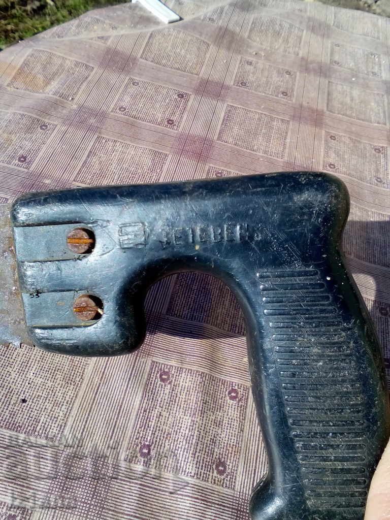 An old saw, a saw - 7