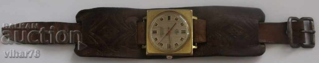 Auction  MEN'S CHAIR