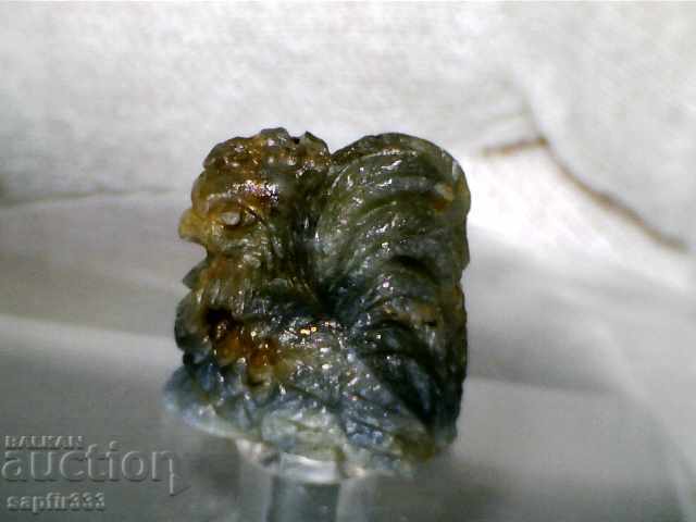 Delivery of UNIQUE FIGURE RED SAPPHIRE HAND-GRAINED-YEAR OF CATTLE Delivery of UNIQUE FIGURE RED SAPPHIRE HAND-GRAINED-YEAR OF CATTLE