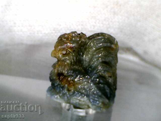 UNIQUE FIGURE RED SAPPHIRE HAND-GRAINED-YEAR OF CATTLE - 6 UNIQUE FIGURE RED SAPPHIRE HAND-GRAINED-YEAR OF CATTLE - 6