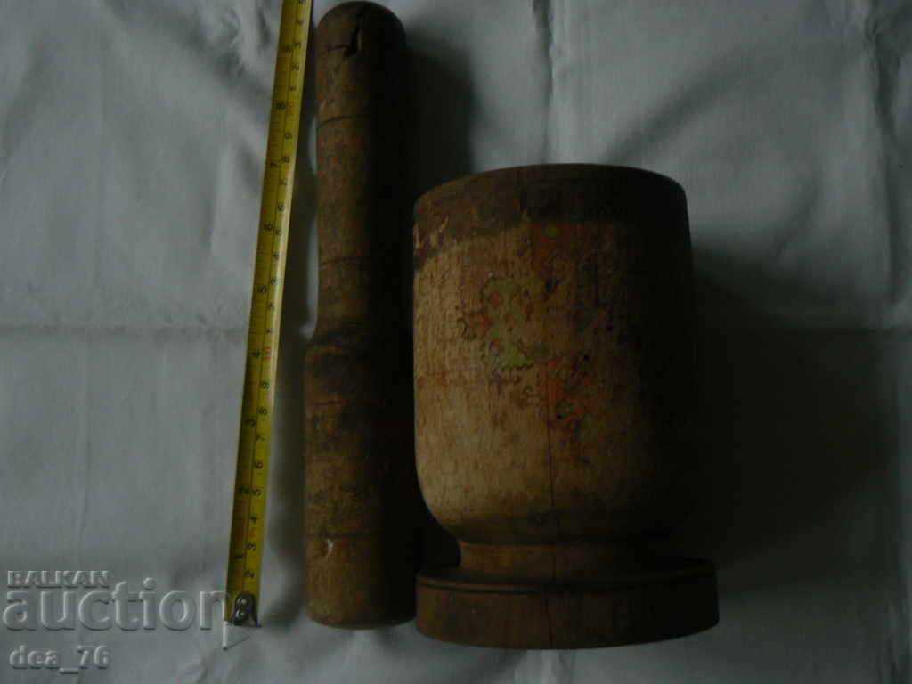 Old wooden mortar with price 10.00 BGN | € 5.11 Old wooden mortar with price 10.00 BGN | € 5.11