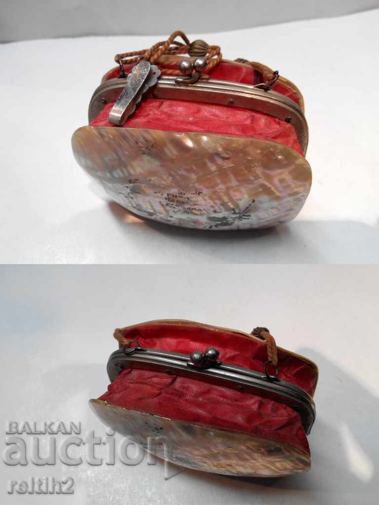 Licitație geanta veche sidefat Licitație geanta veche sidefat