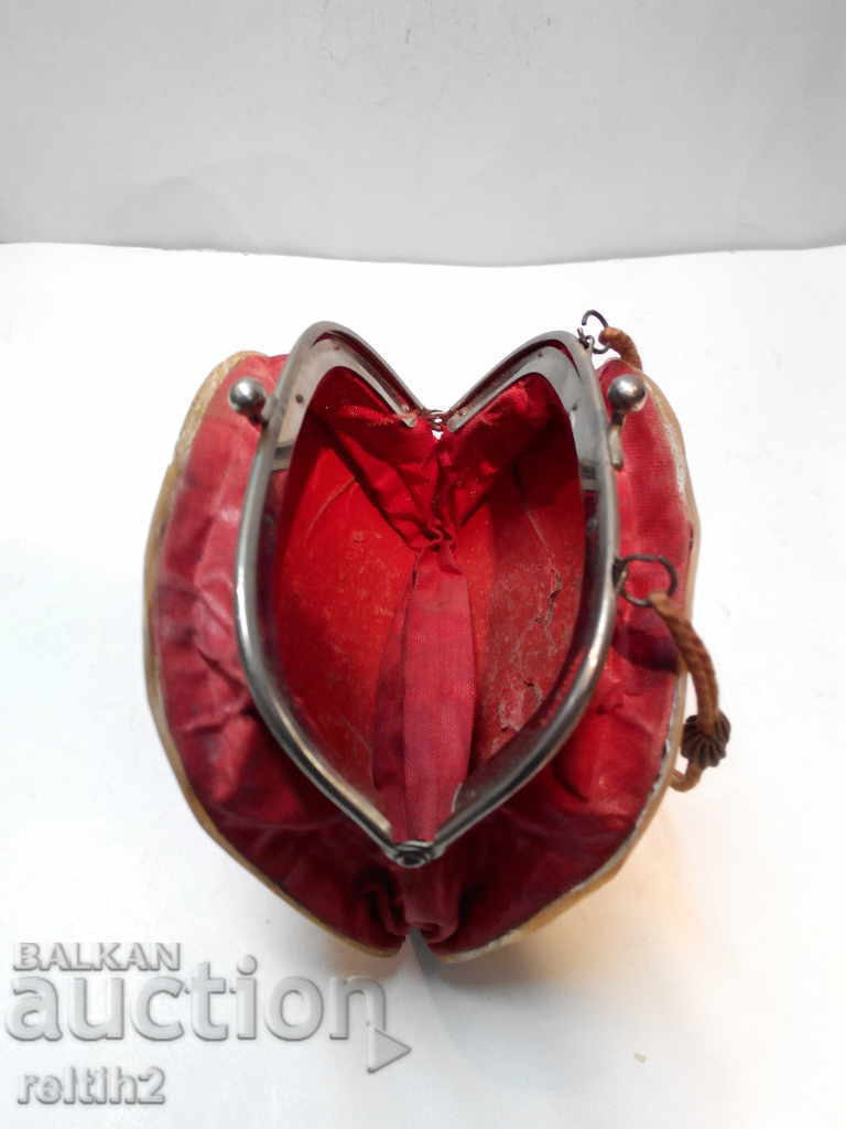 Geantă veche sidefată