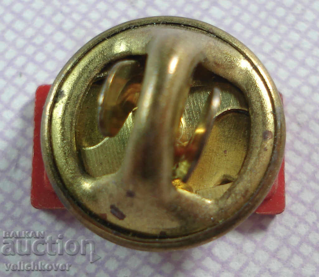 18371 Canada flag with the national flag of Canada on a pin with price 2.00 BGN | € 1.02