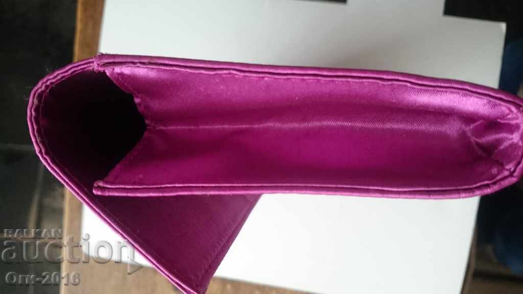 Auction Purses Auction Purses