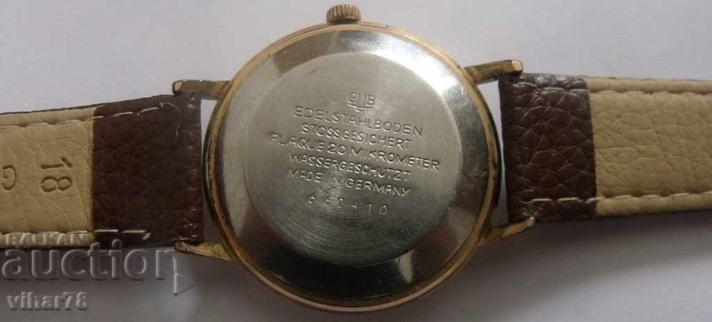 RED COLLECTION MODEL-gab-gub-glashutte-award-winning - 5