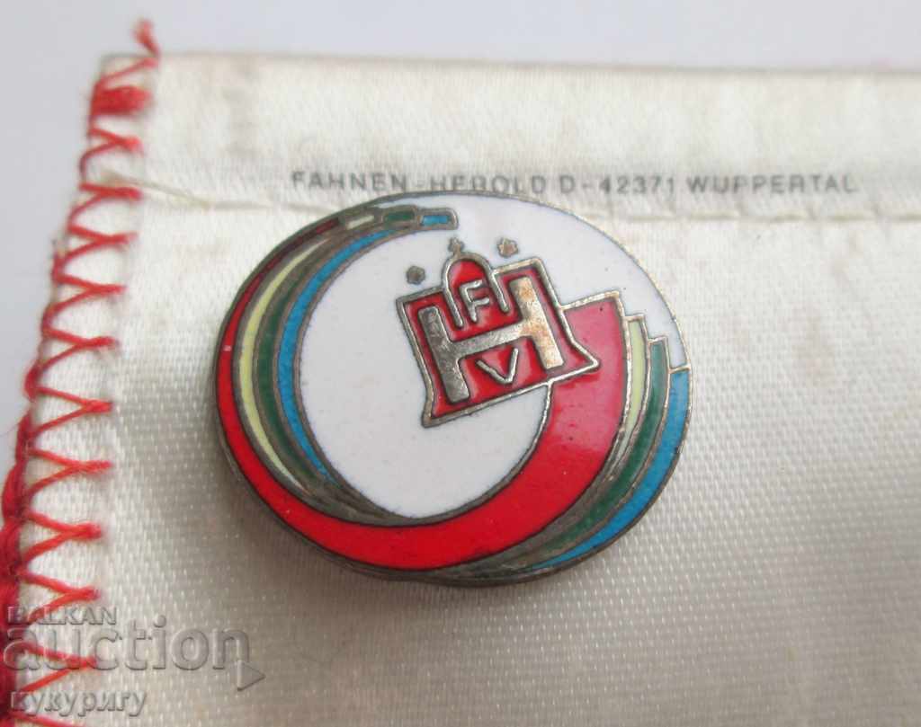 Original football flag and enamel badge HAMBURGER Germany with price 20.00 BGN | € 10.23 Original football flag and enamel badge HAMBURGER Germany with price 20.00 BGN | € 10.23