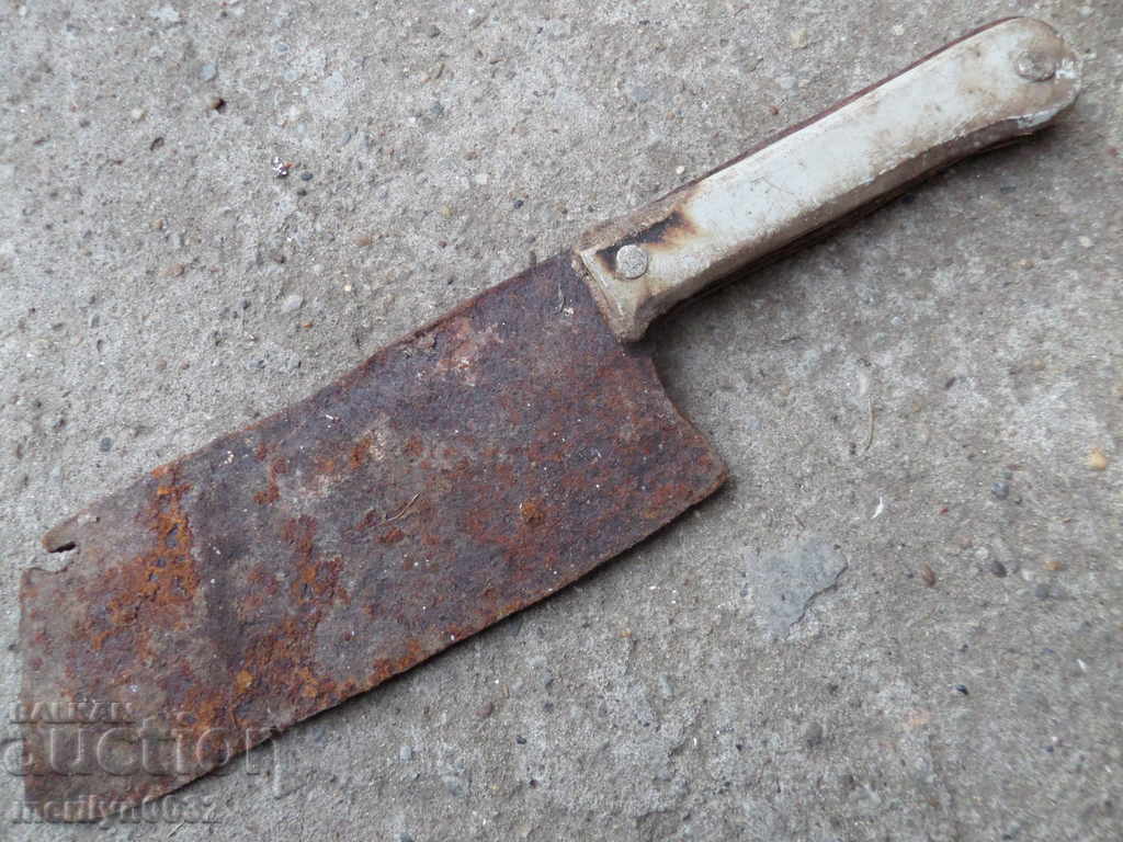 Delivery of Old forged saber, ax, pole, knife, machete Delivery of Old forged saber, ax, pole, knife, machete