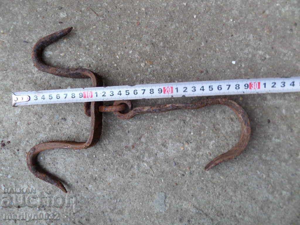 Delivery of Forged buttock, hook, wrought iron Delivery of Forged buttock, hook, wrought iron