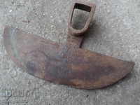 Стара кована мотика, инструмент, ковано желязо