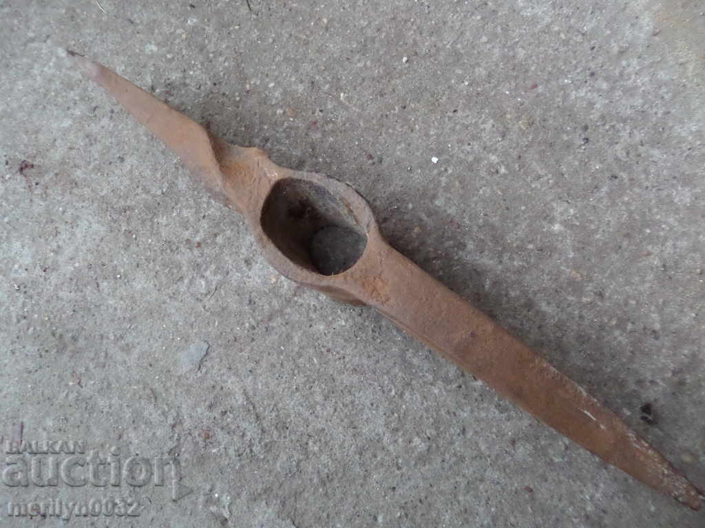 Old forged saw, wrought iron, instrument with price 49.00 BGN | € 25.05 Old forged saw, wrought iron, instrument with price 49.00 BGN | € 25.05