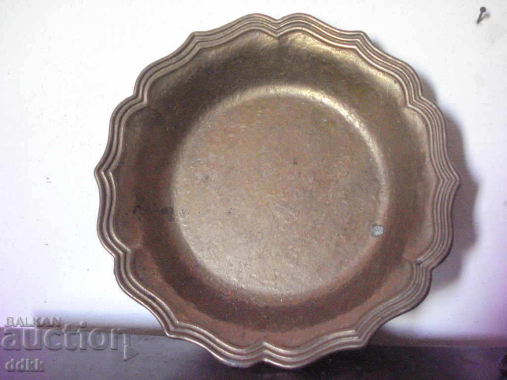 Old bronze fruit bowl 6