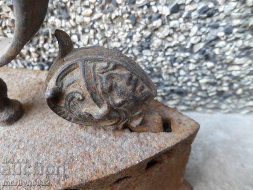 Delivery of Old iron on fire Delivery of Old iron on fire