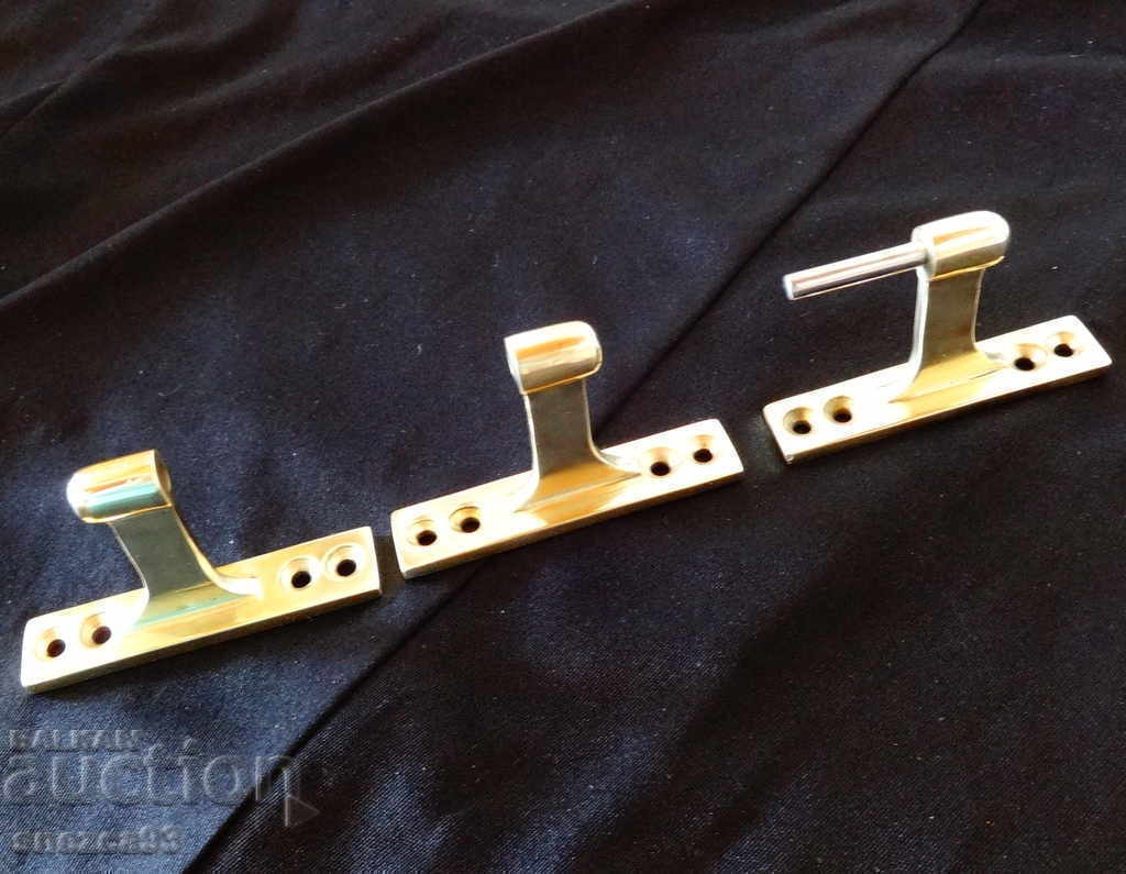 Ορειχάλκινοι μεντεσέδες. με τιμή 12.00 BGN | € 6.14 Ορειχάλκινοι μεντεσέδες. με τιμή 12.00 BGN | € 6.14