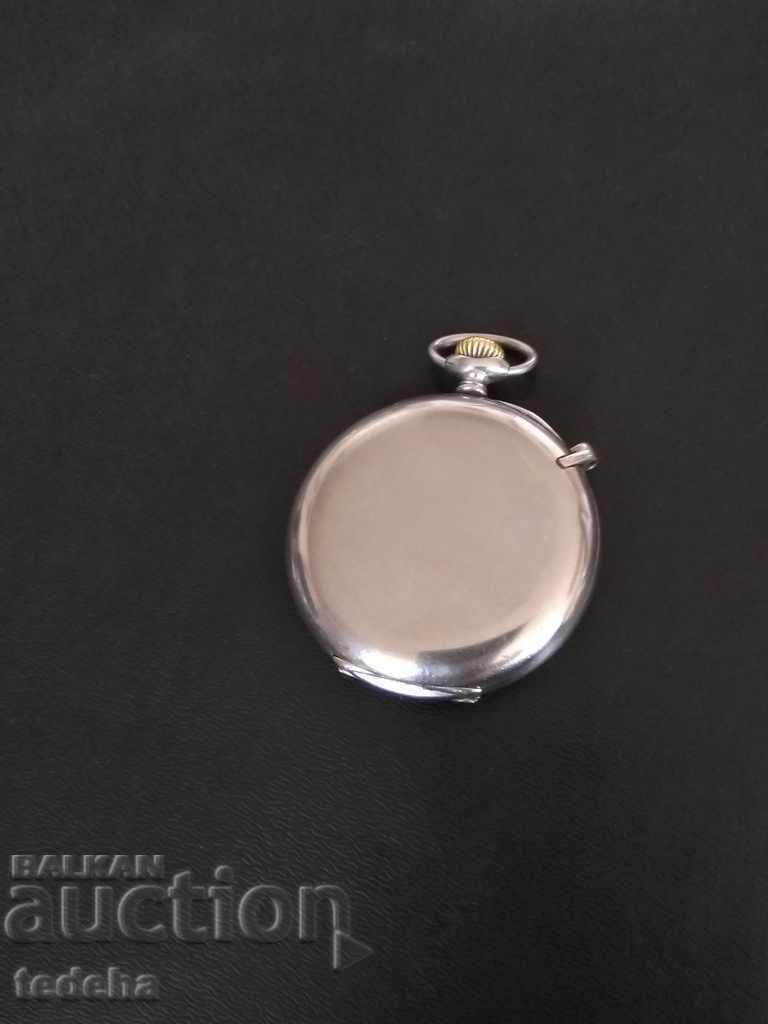 Auction JUNIOR LONGINES PERFECT Auction JUNIOR LONGINES PERFECT