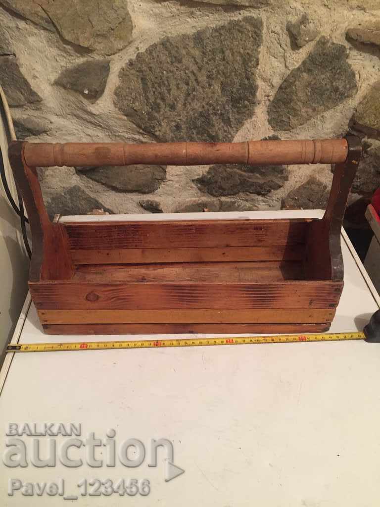 Auction  old wooden cassette, targa