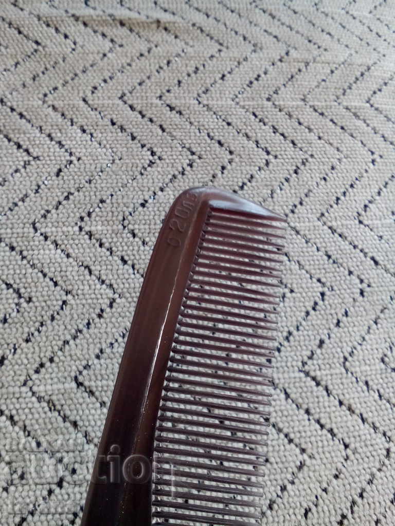Delivery of Old comb, comb Delivery of Old comb, comb