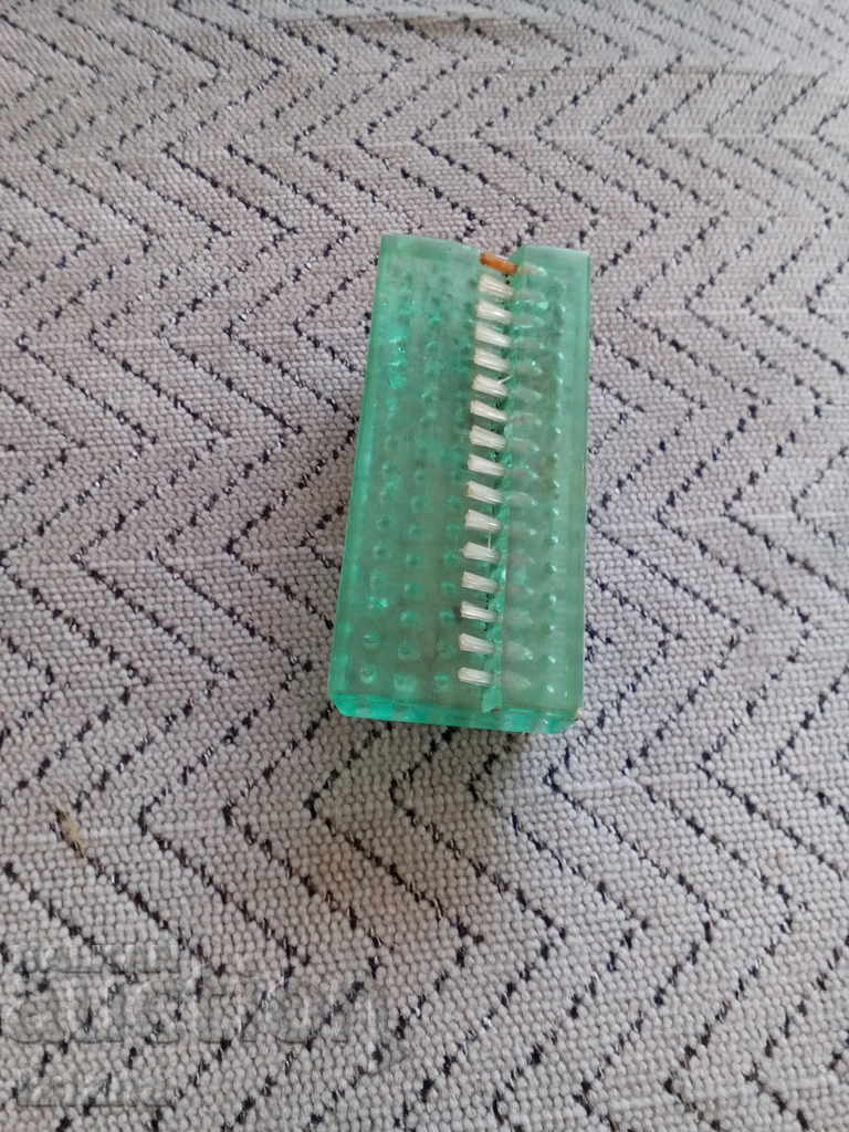 An old brush with price 6.00 BGN | € 3.07