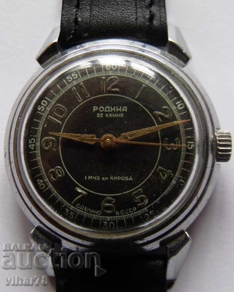 MEN ceas de mână RODINA cu preț 199.99 BGN | € 102.25 MEN ceas de mână RODINA cu preț 199.99 BGN | € 102.25