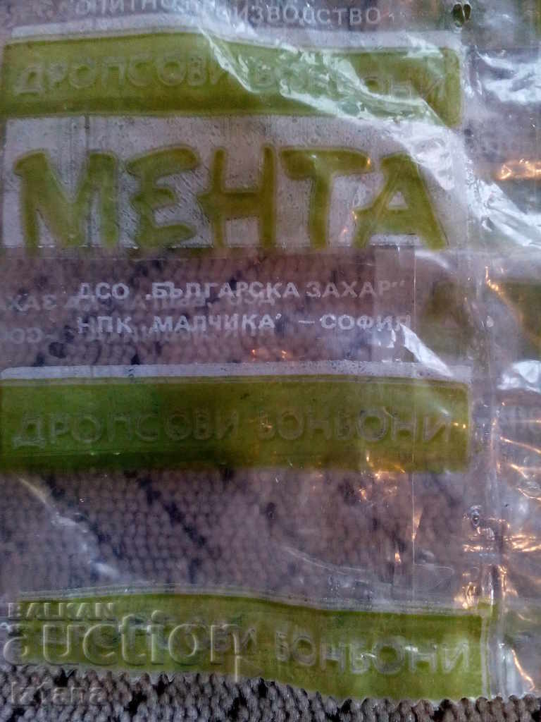 Delivery of Packing of WEDDING MONEY BONBONS Delivery of Packing of WEDDING MONEY BONBONS