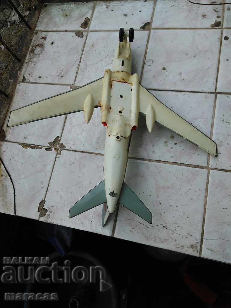 Children's toy plane with price 15.00 BGN | € 7.67 Children's toy plane with price 15.00 BGN | € 7.67