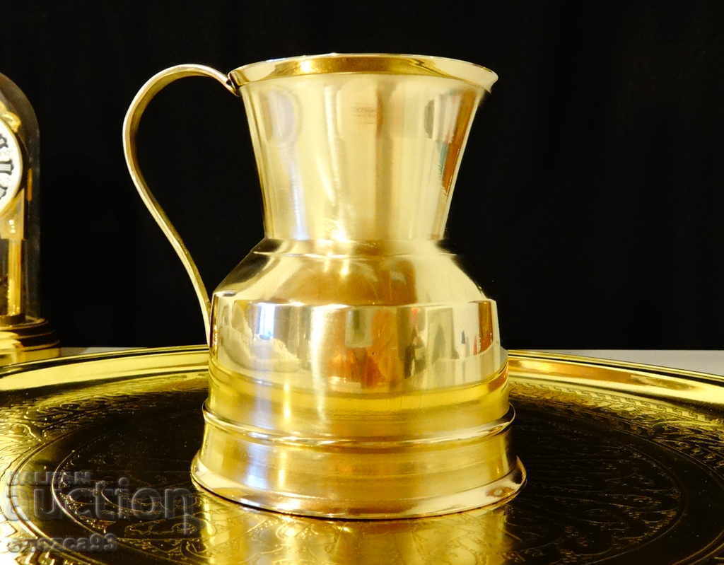 Bronze rakia jug 300 ml with price 29.00 BGN | € 14.83 Bronze rakia jug 300 ml with price 29.00 BGN | € 14.83