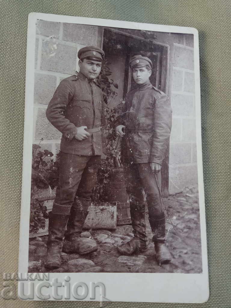 From the far south, to the far north ... 5 horse regiment From the far south, to the far north ... 5 horse regiment