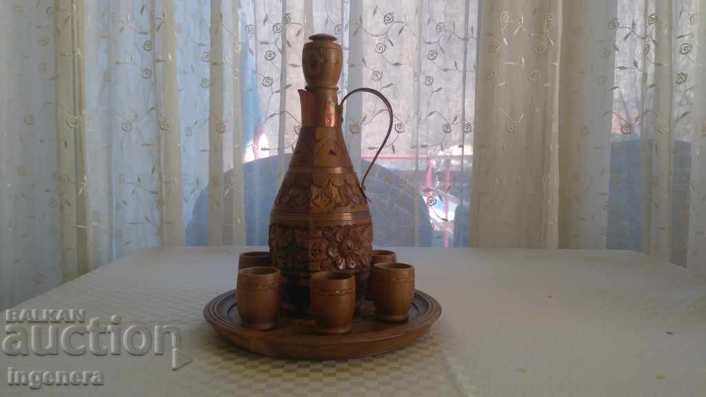 Woodcarving, bottle of glasses, gift, handmade, souvenir