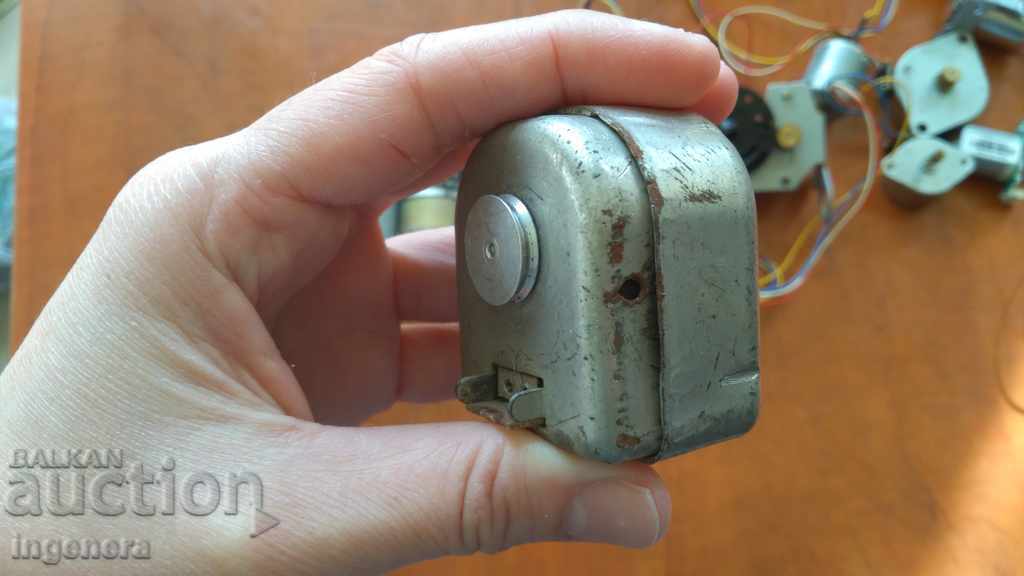 MICROPRODUCTS - 6 MICROPRODUCTS - 6