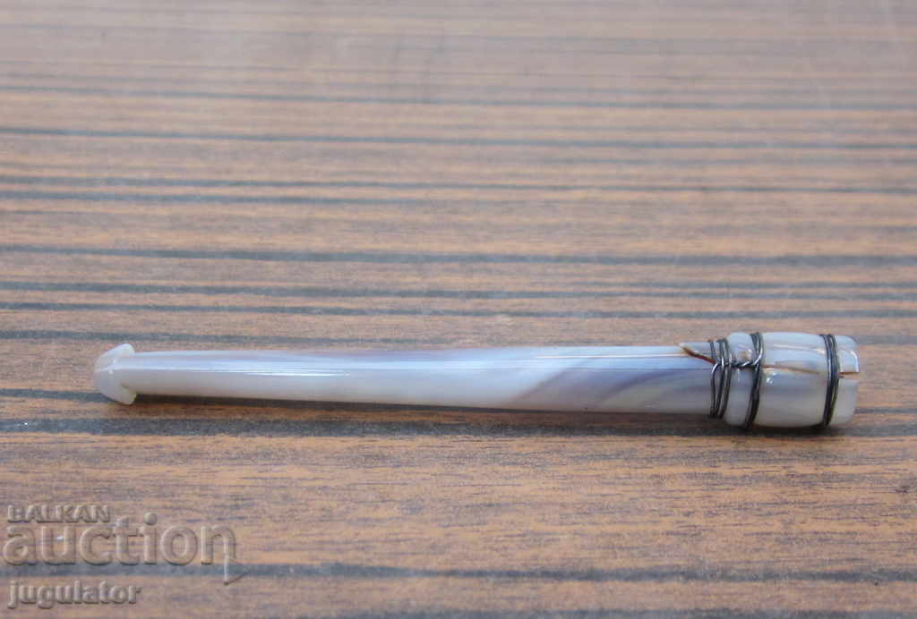 Auction old vintage Renaissance mother-of-pearl cigarette natural mother-of-pearl Auction old vintage Renaissance mother-of-pearl cigarette natural mother-of-pearl