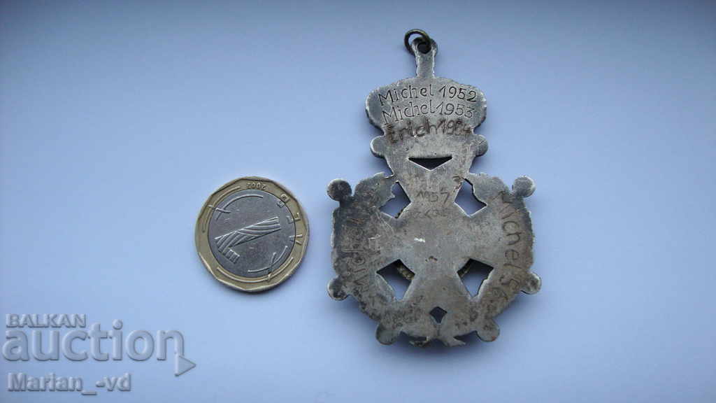 Delivery of Old silver medal Delivery of Old silver medal