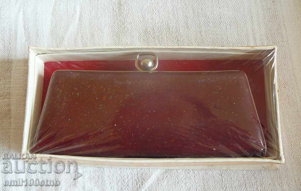 Old plastic wallet unused with price 8.00 BGN | € 4.09 Old plastic wallet unused with price 8.00 BGN | € 4.09