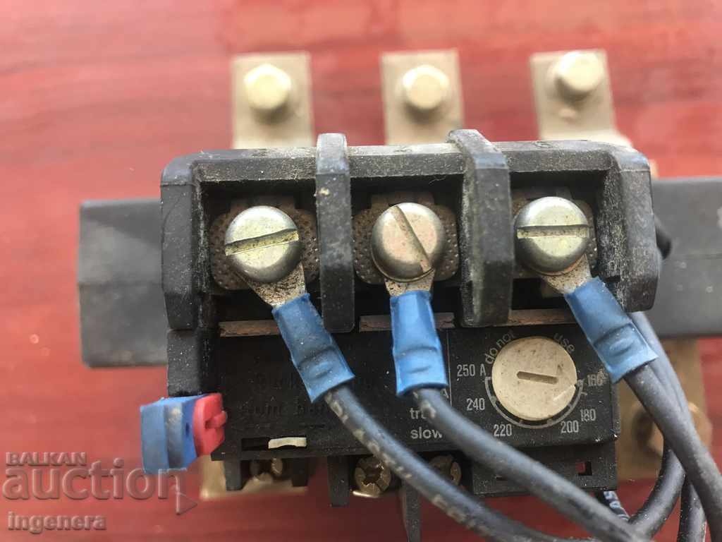 Auction  APPLIANCES APPLIANCES TRAF T250 SCRAP OR USE