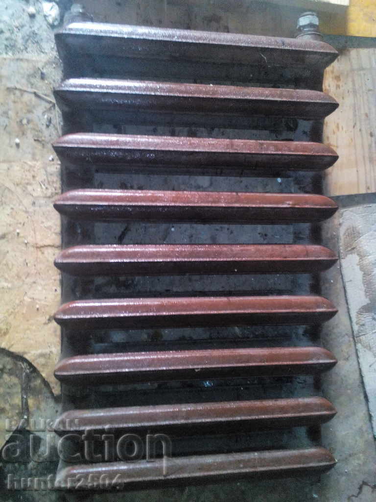 Planor din fontă radiator (sau întreg) URSS nou. Pret 1 buc. Planor din fontă radiator (sau întreg) URSS nou. Pret 1 buc.