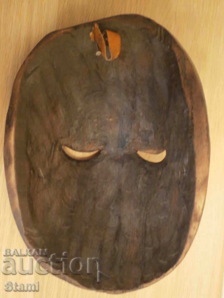 Licitație Masca Afrikanska Calabar Licitație Masca Afrikanska Calabar