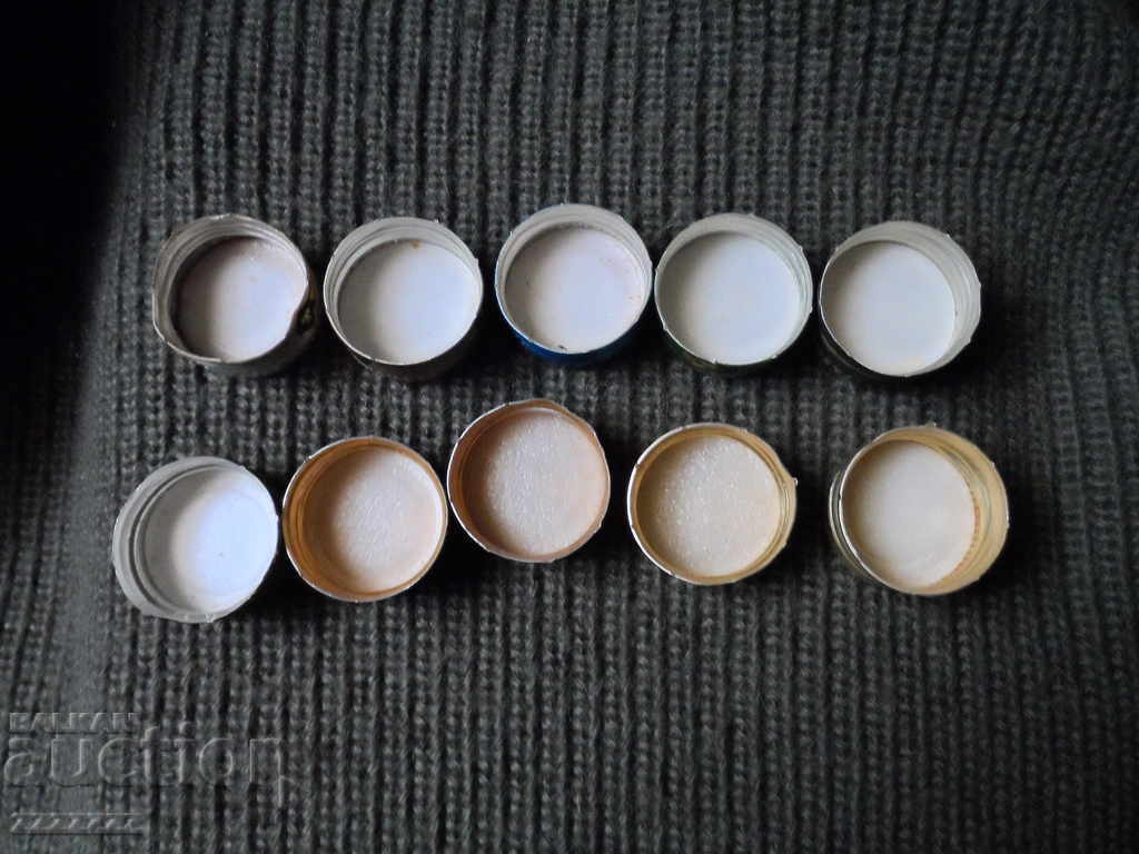 Auction Lot of 10 pcs. old caps Auction Lot of 10 pcs. old caps
