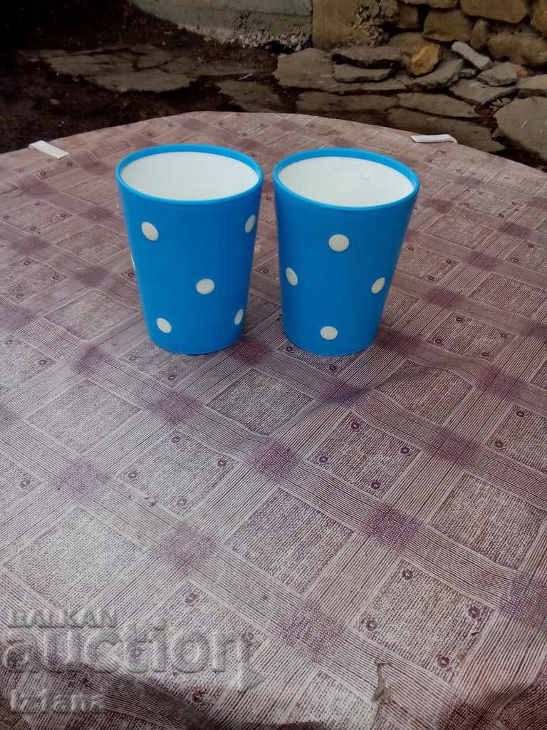 An old cup, glasses with price 6.00 BGN | € 3.07 An old cup, glasses with price 6.00 BGN | € 3.07