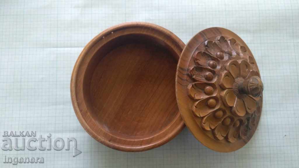 Jewelry box, candy dish, wood carving with price € 37.90 | 74.13 BGN