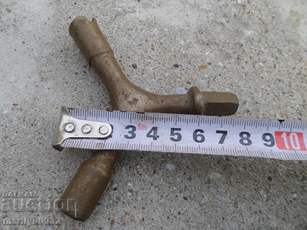 Key from the PIU of the machine gun capsular gun rifle with price 68.00 BGN | € 34.77 Key from the PIU of the machine gun capsular gun rifle with price 68.00 BGN | € 34.77