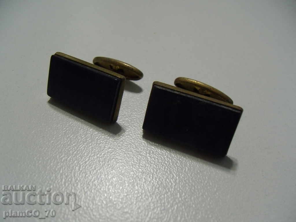 № 401 стари ръкавели - с черна плочка с цена 5.00 лв. | € 2.56 № 401 стари ръкавели - с черна плочка с цена 5.00 лв. | € 2.56