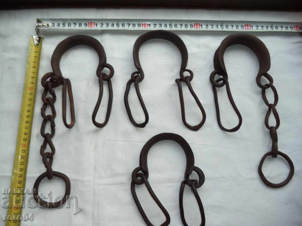 PRANGS - EYES - PUNCHES - 4 TABLES - COLLECTION - 7 PRANGS - EYES - PUNCHES - 4 TABLES - COLLECTION - 7