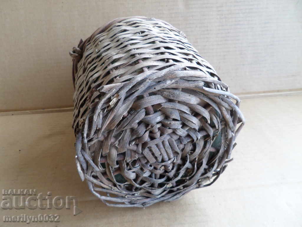 Old rattan jar with a whip wicker bottle with price 53.00 BGN | € 27.10 Old rattan jar with a whip wicker bottle with price 53.00 BGN | € 27.10