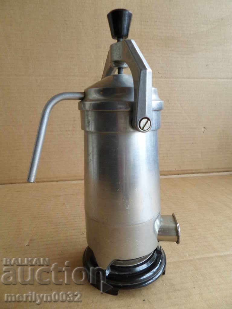 Sofa coffee maker, kettle, kettle with price 34.00 BGN | € 17.38 Sofa coffee maker, kettle, kettle with price 34.00 BGN | € 17.38