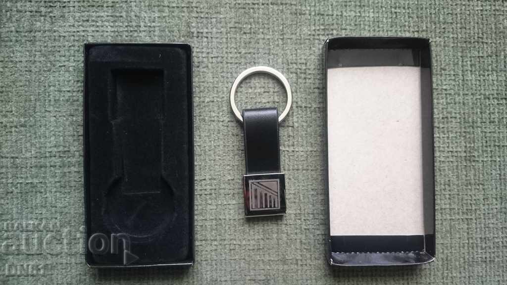 Licitație keychain 5