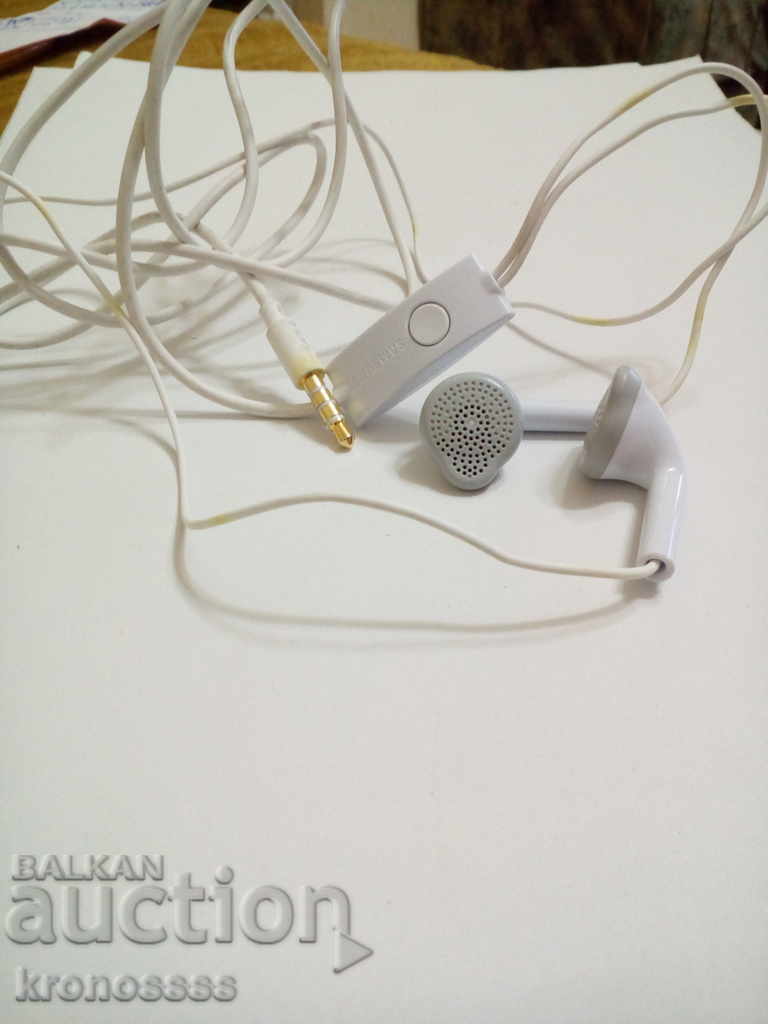 SAMSUNG-- хендсфри с цена 7.00 лв. | € 3.58 SAMSUNG-- хендсфри с цена 7.00 лв. | € 3.58