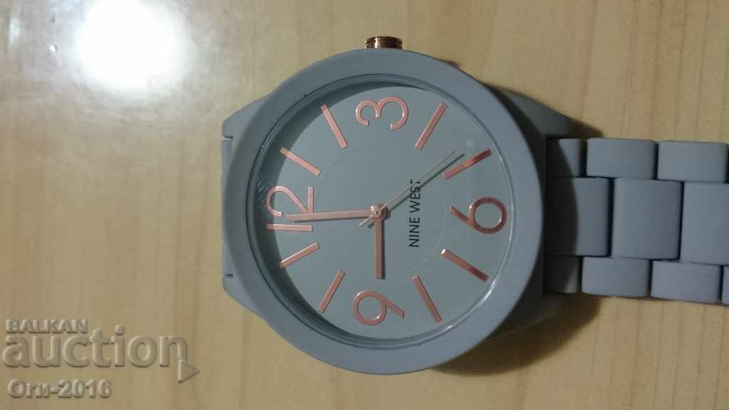 Delivery of Clock NINE WEST Delivery of Clock NINE WEST