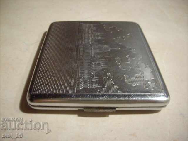 An old metal engraved cigarette case with price 40.00 BGN | € 20.45 An old metal engraved cigarette case with price 40.00 BGN | € 20.45