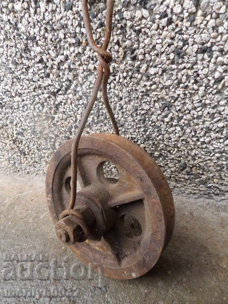 Reel pulley pulley