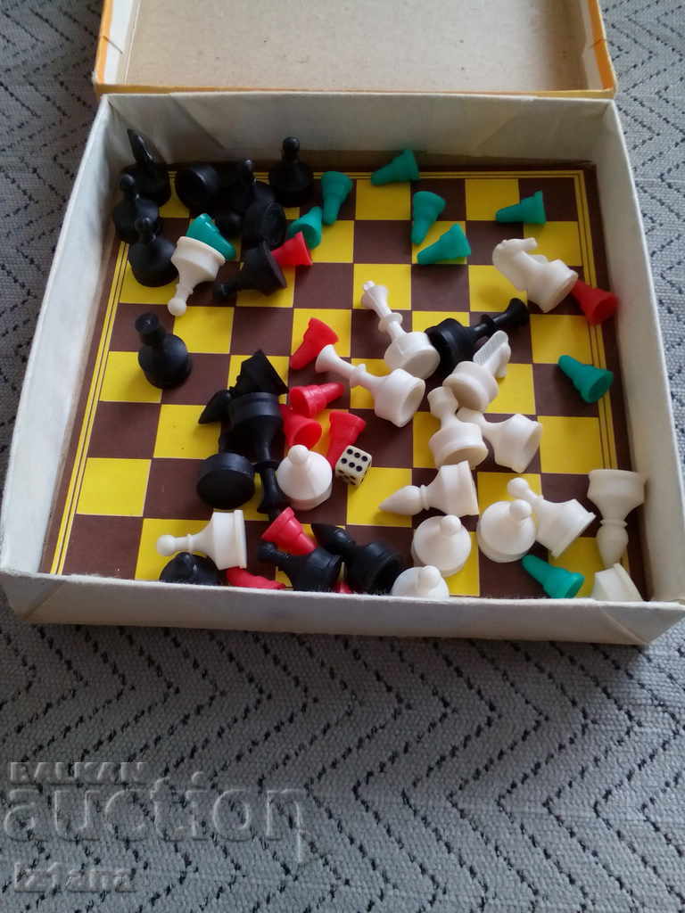 Toy, Chess and Lady with price 20.00 BGN | € 10.23
