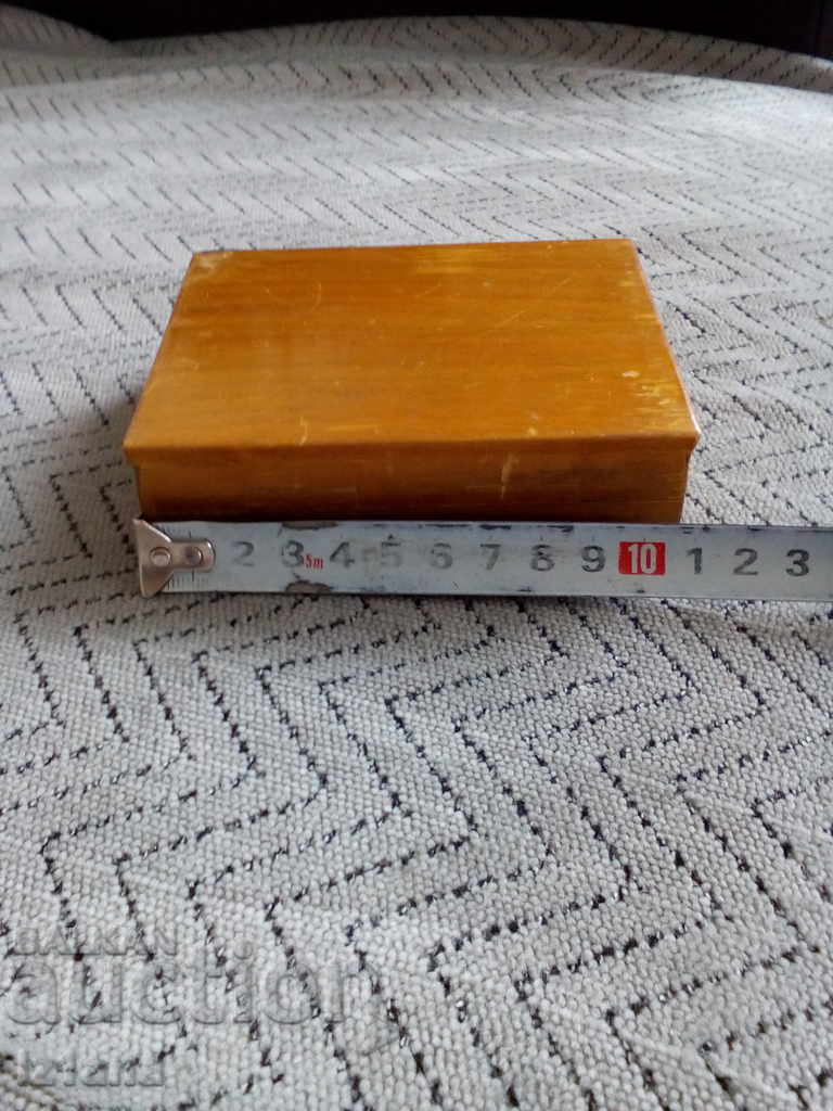 Delivery of Old cigarette case Delivery of Old cigarette case